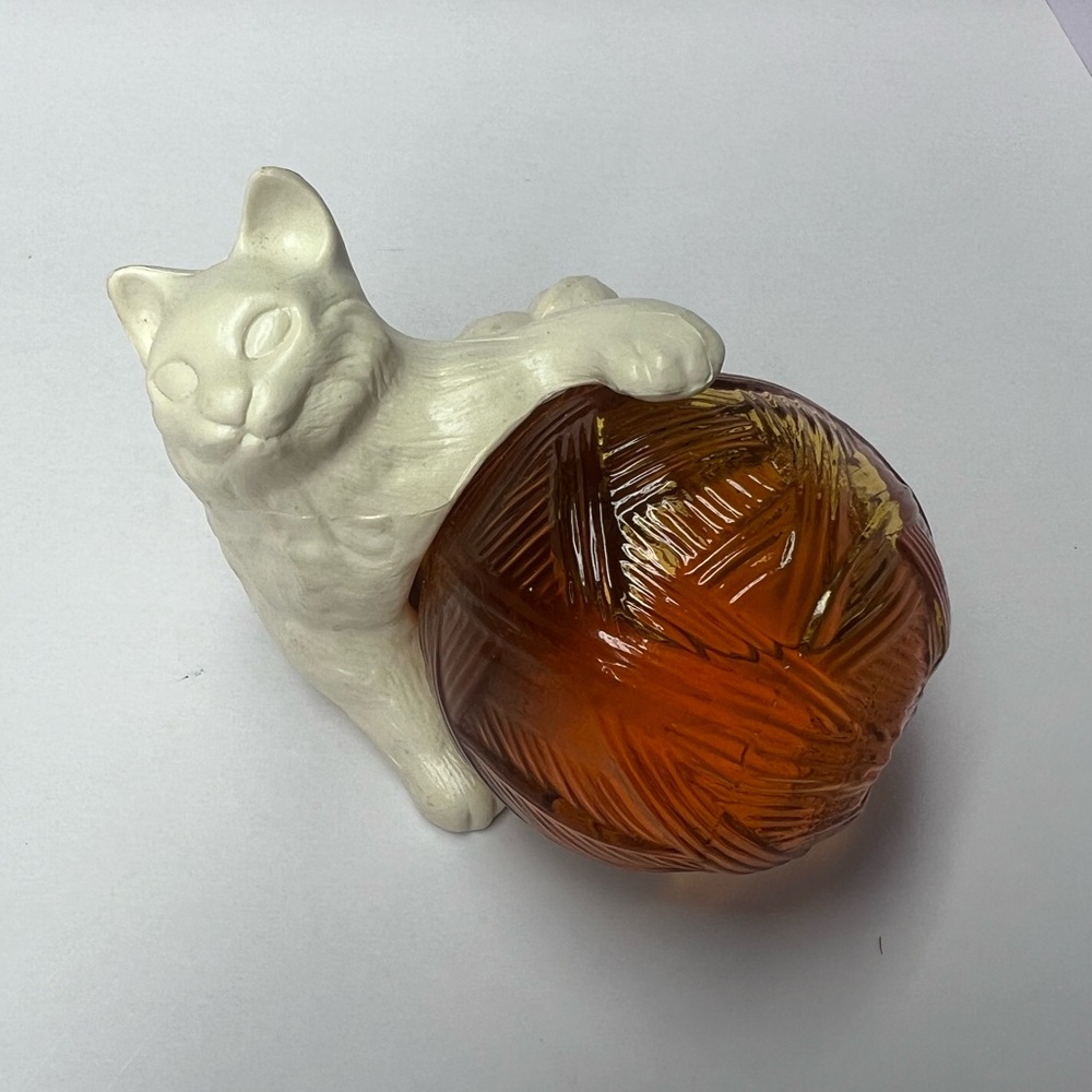 Avon Sonnet Cat Cologne - Vintage Full Bottle 1.5oz
